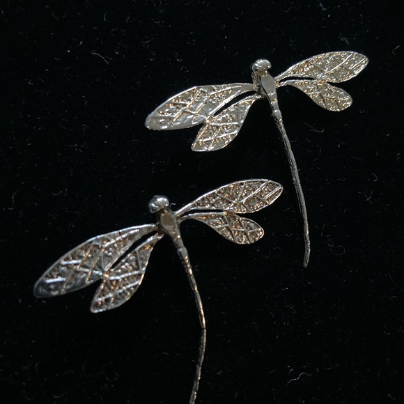 925 Silver Dragonfly pendant 2” wide 1.75” length Price per Dragonfly - Picture 4 of 4